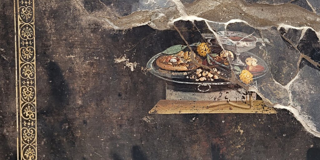 Excavations of Pompeii Seem to Reveal a Pizza and Other Treasures